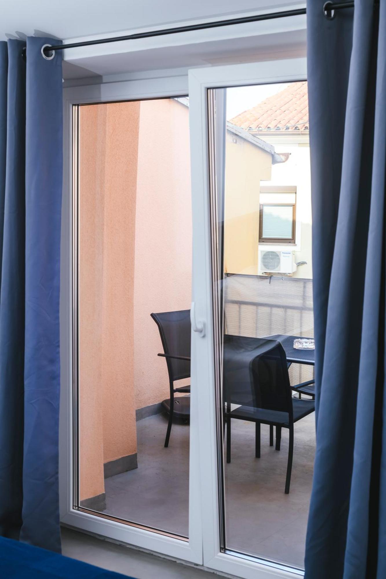איזולה M9 Rooms חדר תמונה